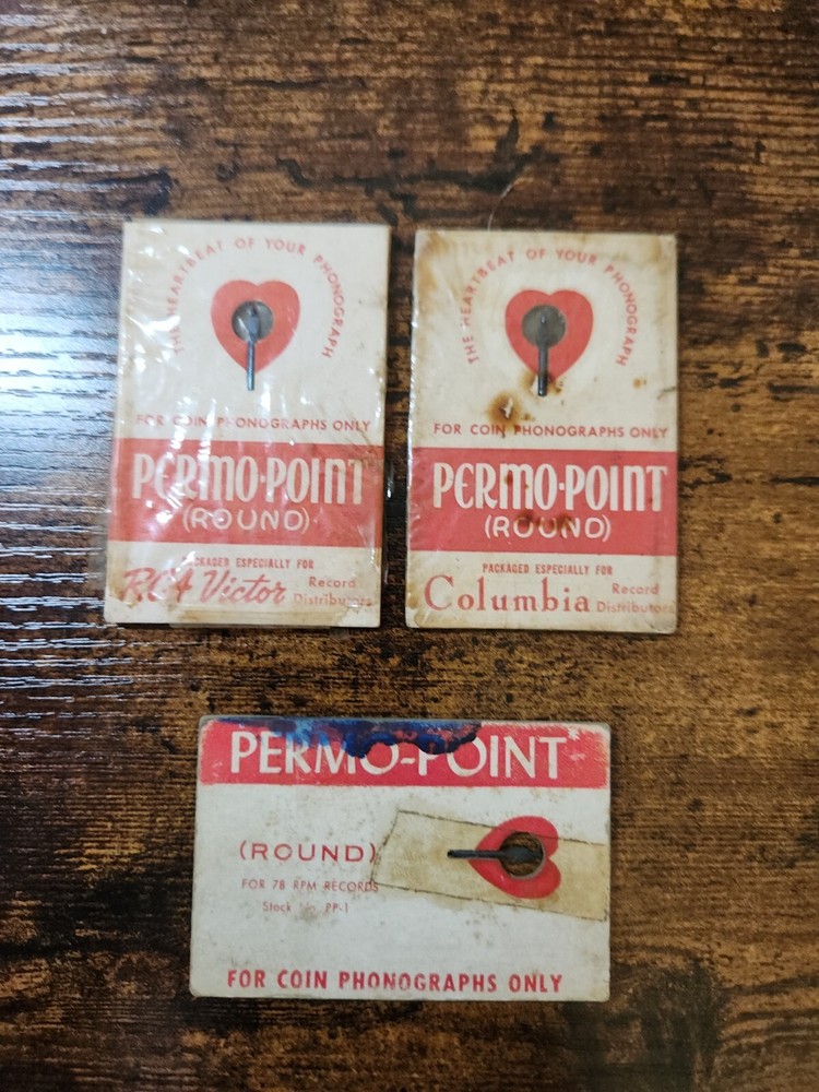 Permo Point Round Coil Phonograph needle, with original cards