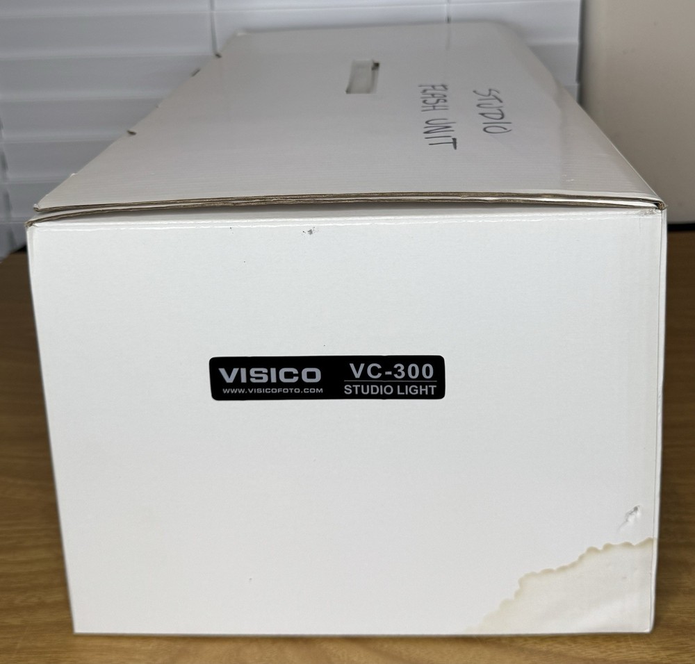 Visico Excel VC300 Plus Studio Lighting and Flash - NEW - *Read*