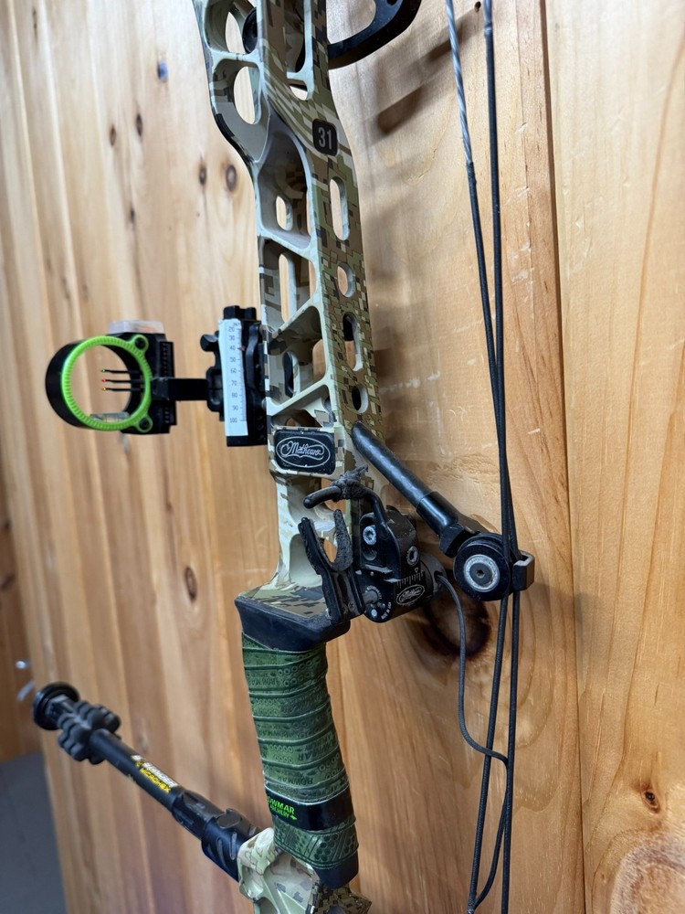Mathews V3 31 Subalpine Right Hand Combo