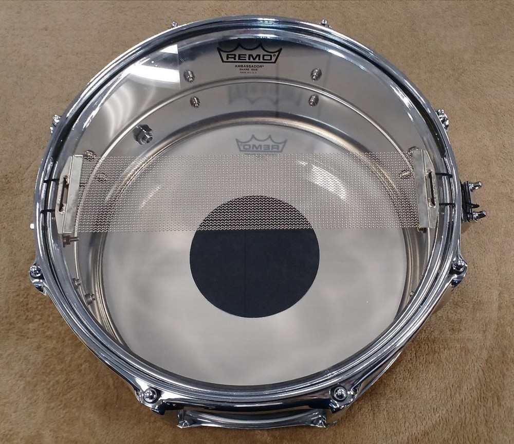- �Y Snare drum