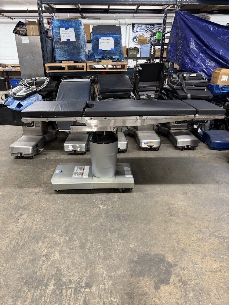 STERIS 4085 SURGERY TABLE
