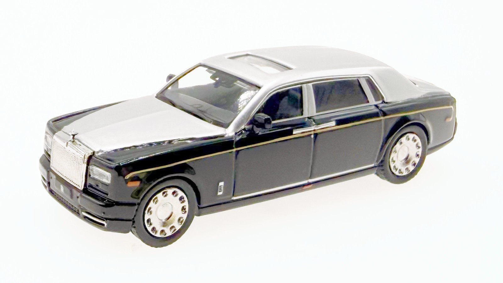 MicroCity87 Rolls Royce Phantom - MC-870018SLB - Silver & Black Limited Edition