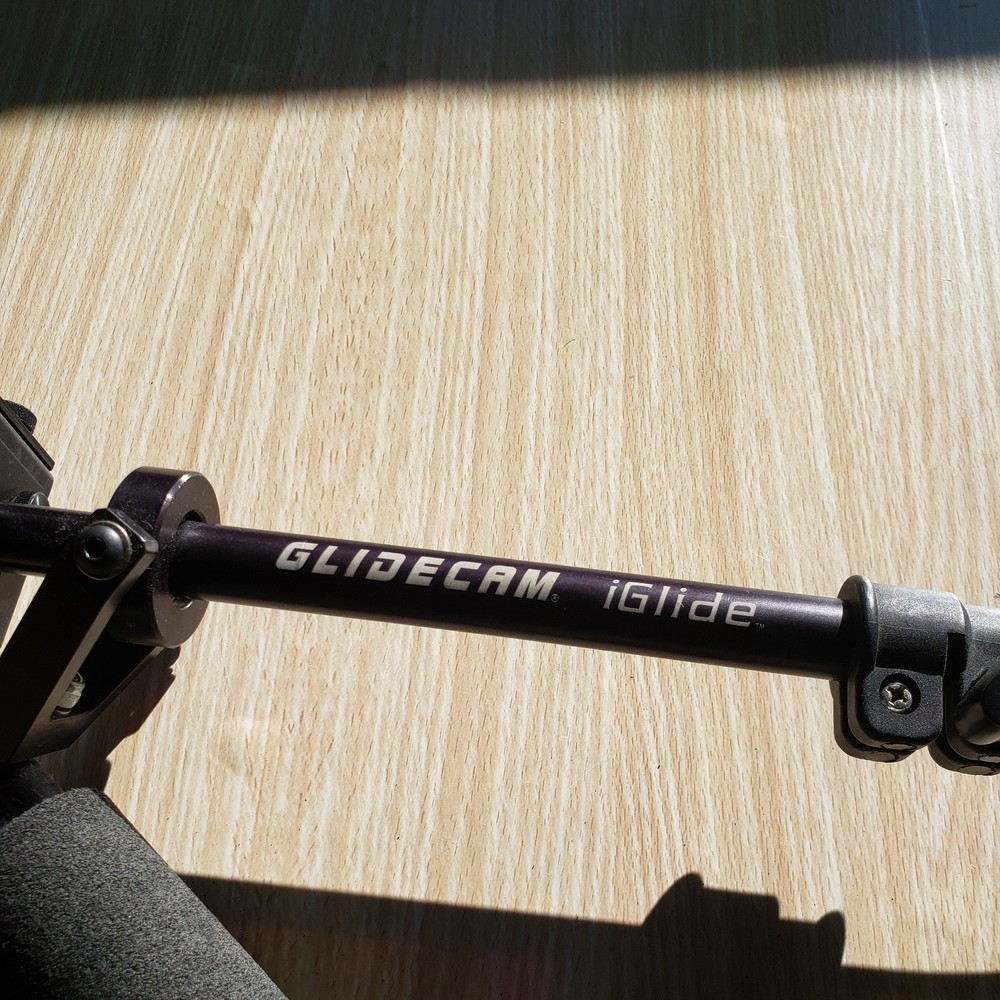 Glidecam iGlide Handheld Camera Stabilizer for Universal Cameras