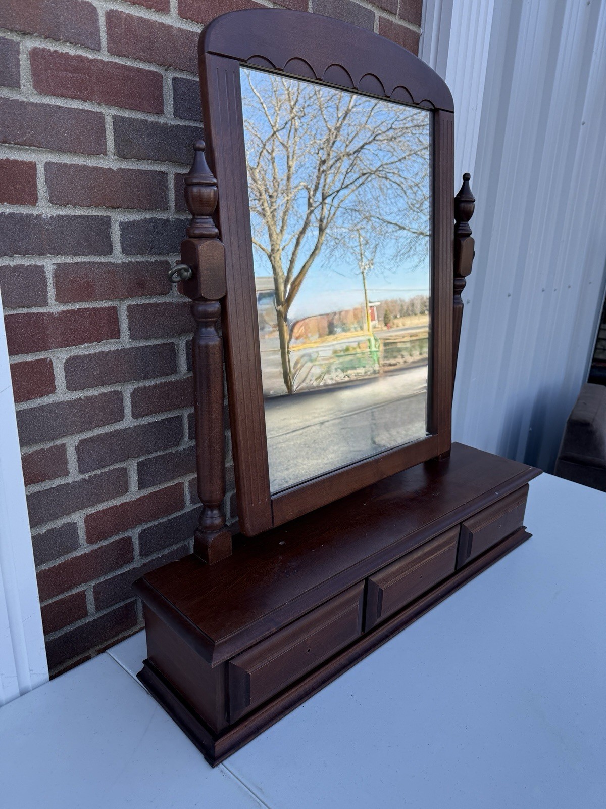 Simmons Wood Tabletop Vanity Mirror Swivel Dresser Top Shave Mirror w/ 3 Drawers