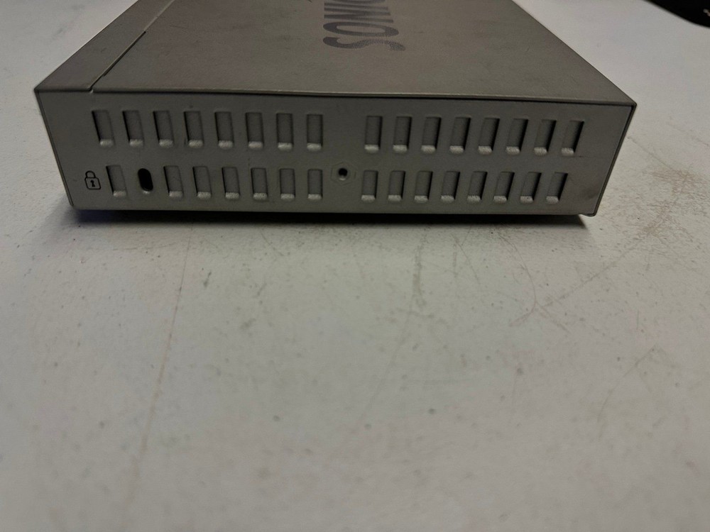Sonicwall NSA 220 Router/Firewall