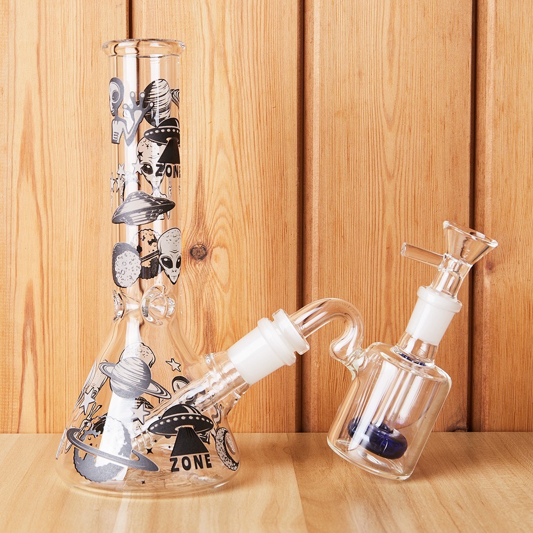 7.8" Aliens Fluorescent Glass Bong Water Pipe Smoking Ash Catcher Beaker 14MM