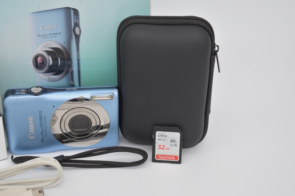 Canon PowerShot SD1300 IS Blue Compact Digital Camera 12.1MP - Bundle Tested