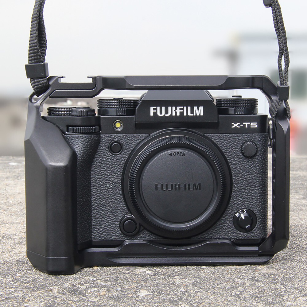 Quick Release Video Rig Cage Case Holder Hand Grip for FUJIFILM XT5 Camera