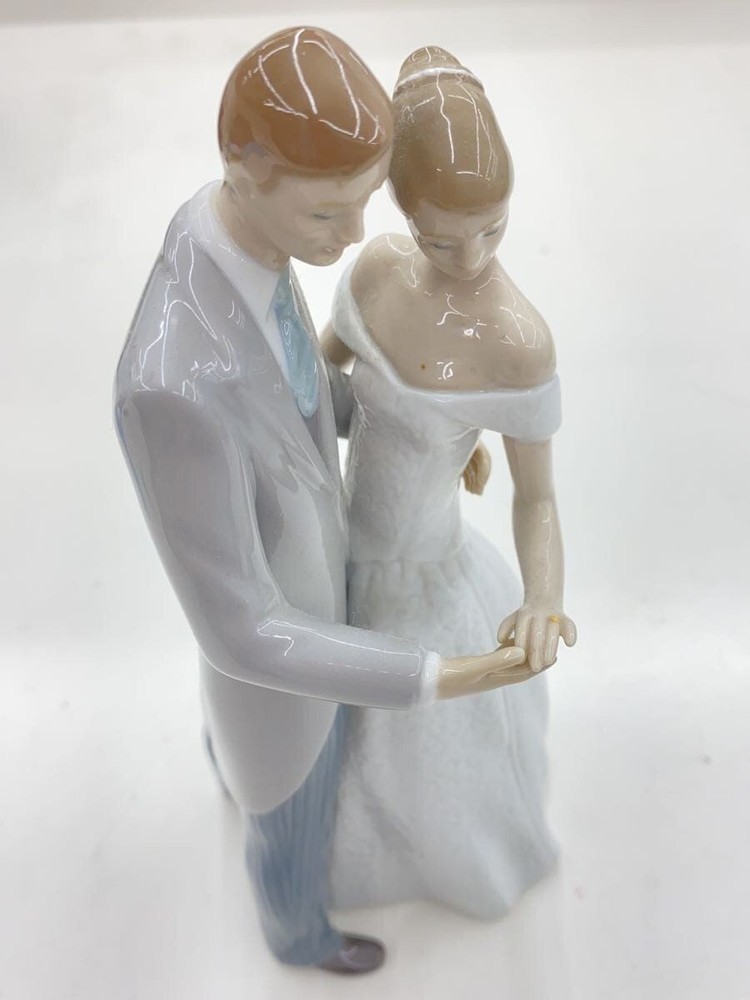Lladro Interior Goods 8107 Used
