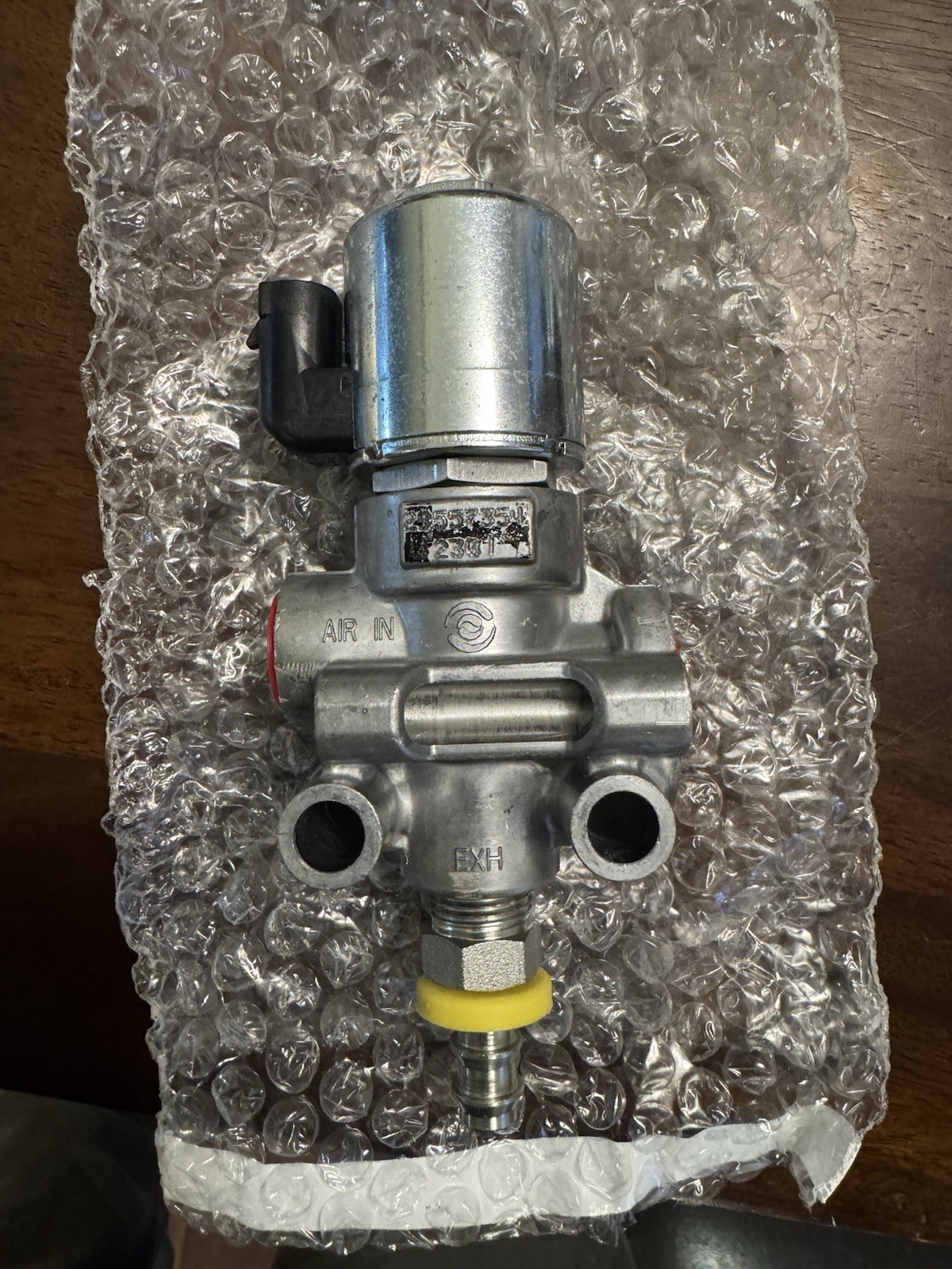 Allison Transmission Solenoid Retarder Valve 29557354 NEW FREE SHIP