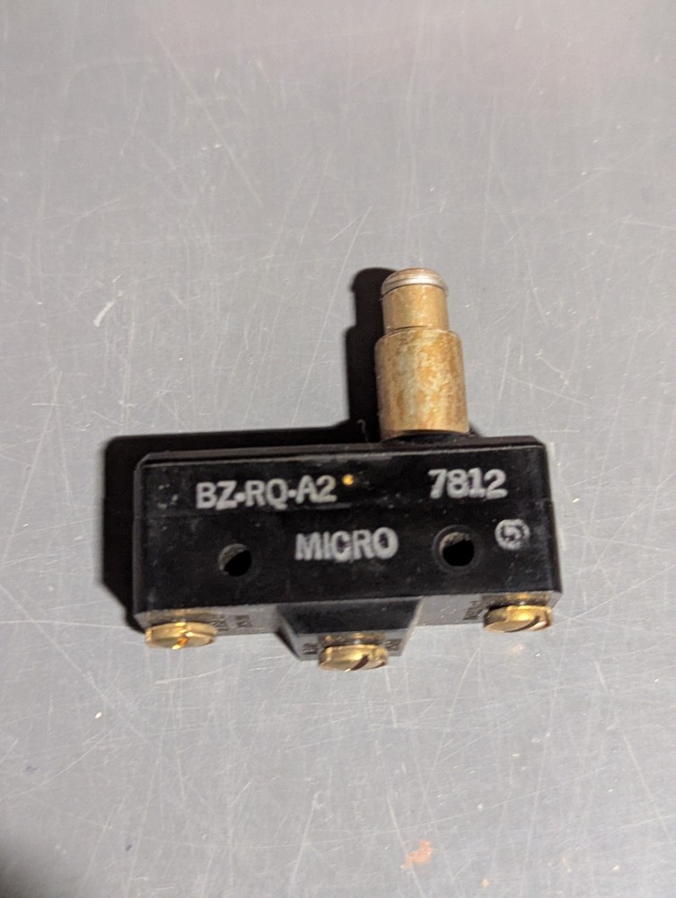 1 Micro Switch BZ-RQ-A2 NOS