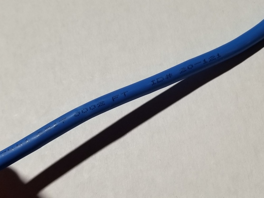 Berk-Tek 24/4P HyperPlus Cat5E Plenum U/UTP Network Cable Blue /100ft