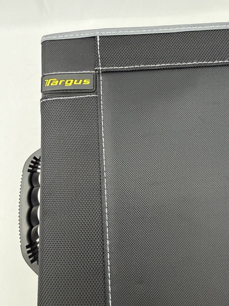 Targus Matrix 320 CD, DVD, Blu Ray, Video Game Storage Case