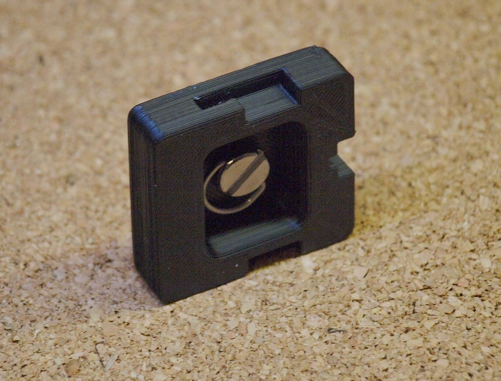 Quick release plate for tripod, Vanguard QS-01 replacement