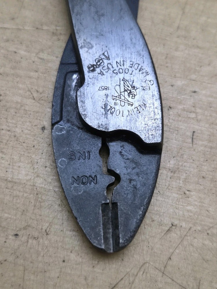 Klein Tools 1005 - 9-3/4" Long Soft Grip Crimping & Cutter Pliers