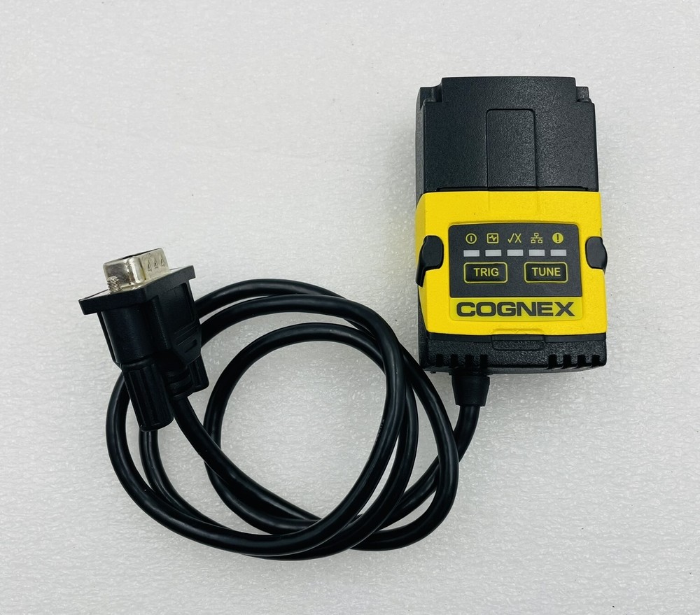 Cognex DM152X 825-10306-318R E Fixed-Mount Barcode Reader