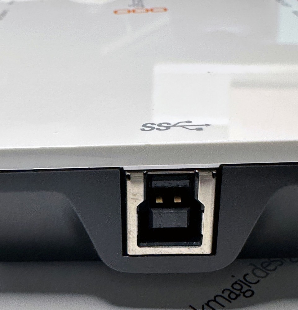 Blackmagic Intensity Shuttle for Thunderbolt Video Capture Card for USB 3.0