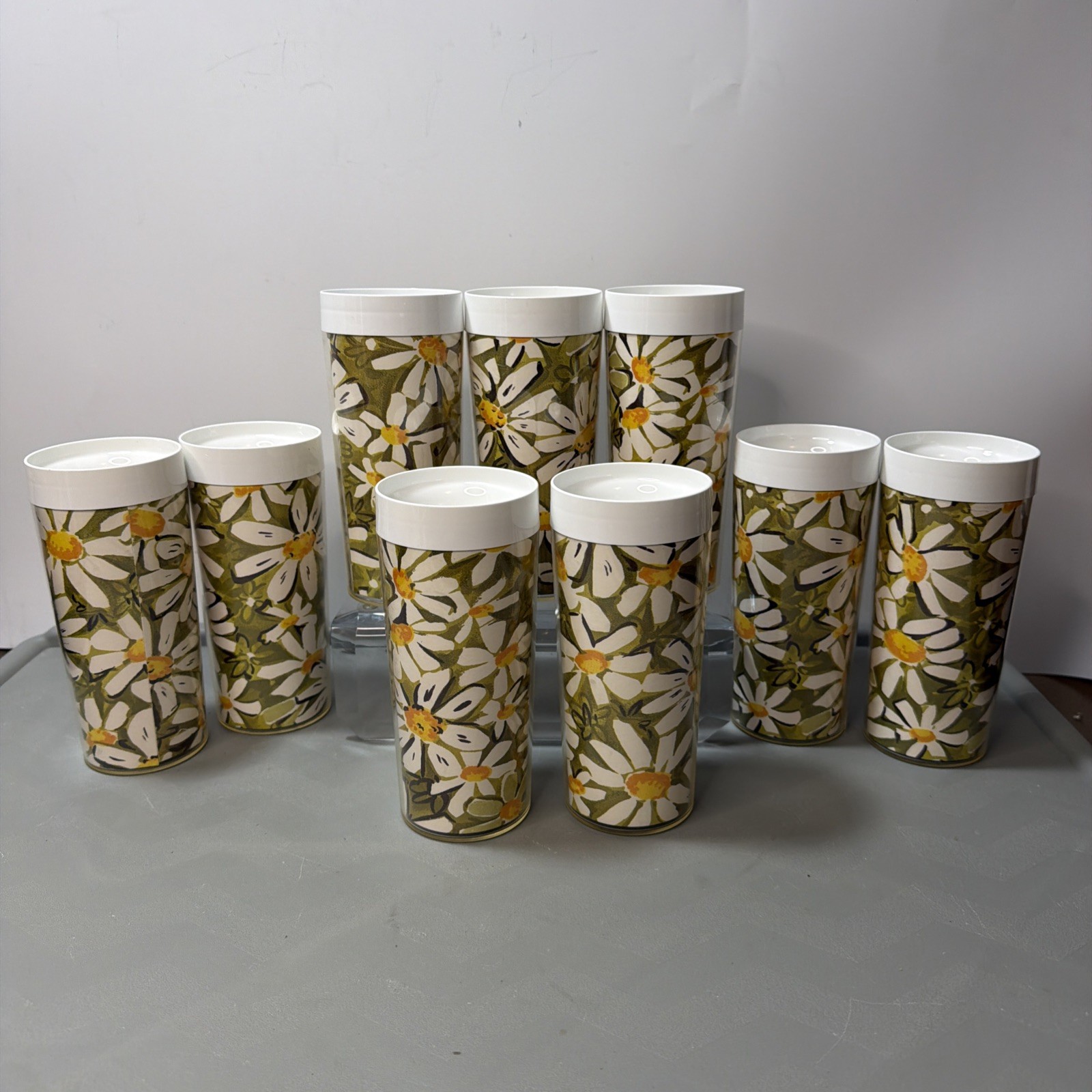 VTG Thermo-Serv West Bend Daisy Tumblers Set of 9 Insulated Plastic 1970s USA