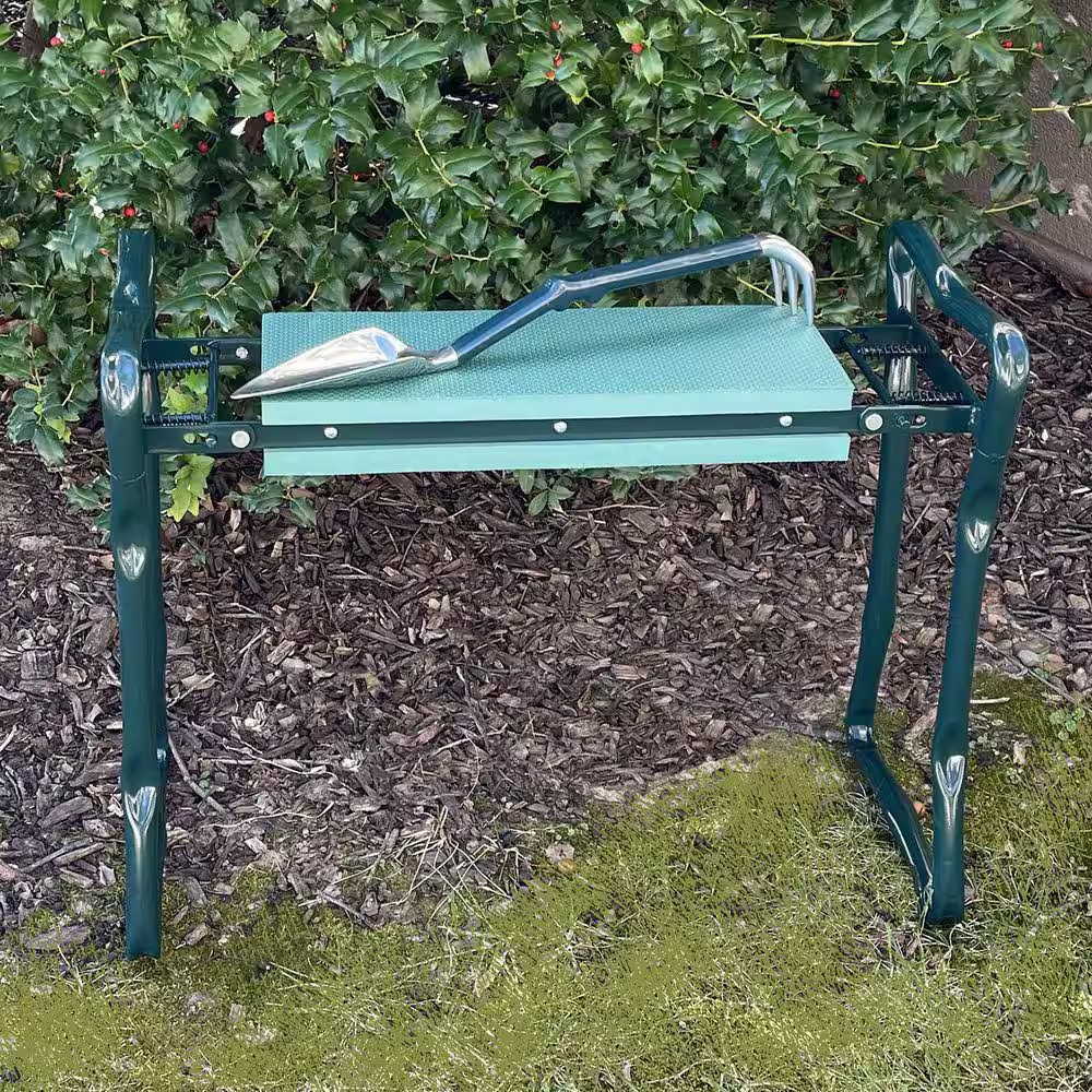 Kneeler Seat and Trake