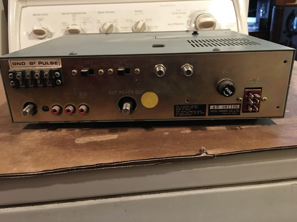 WILSON MICROWAVE SYSTEMS SATELLITE RECEIVER YM 1000