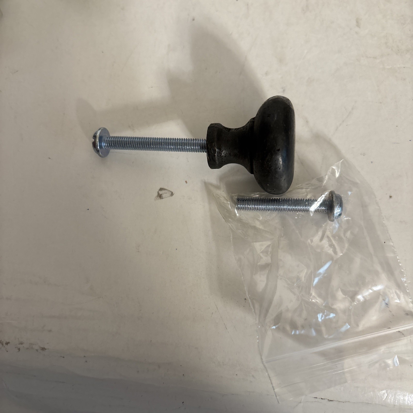 10 -- Ashley Norton BZ 117. 11/4 Round Bronze Drawer Knobs with Screws