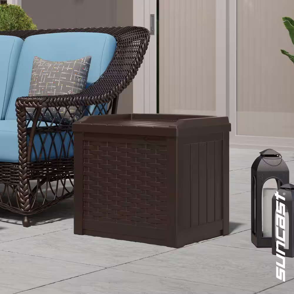 22 Gal. Deck Box with Seat