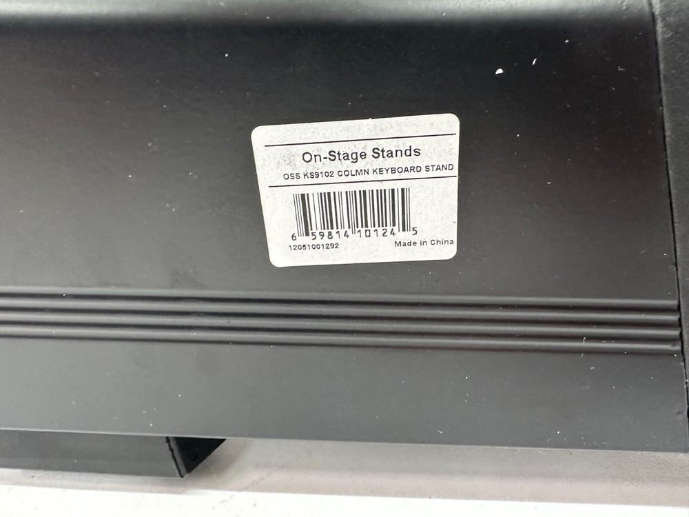 On Stage Quantum Core Column Keyboard Stand KS9102
