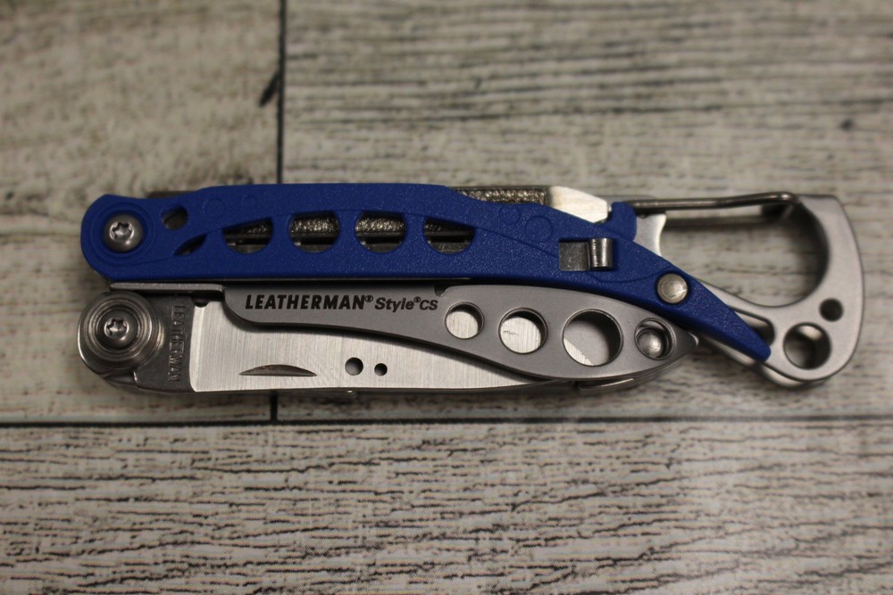 Leatherman Style CS 44-60 Multitool with K2 Flashlight - Used