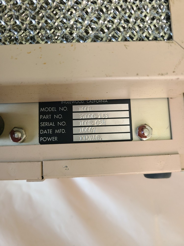 DataPulse 100R Pulse Generator 37000-153, 115VAC, Powers Up, AS IS UNTESTED
