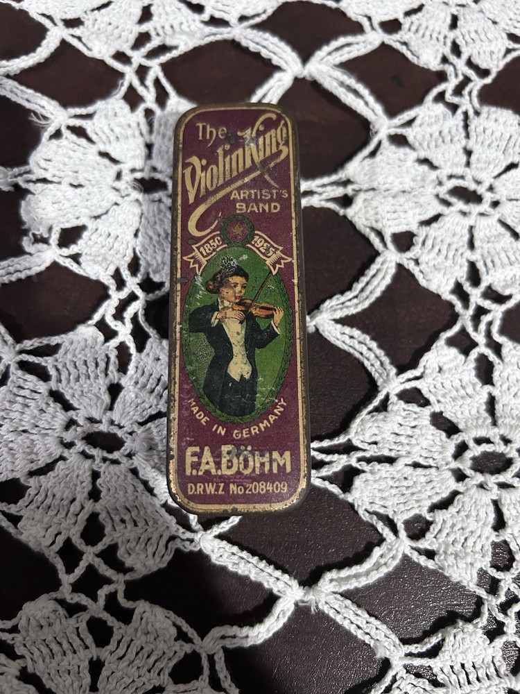 1925 "The Violin King" Tin Harmonica Case - Made In Germany *