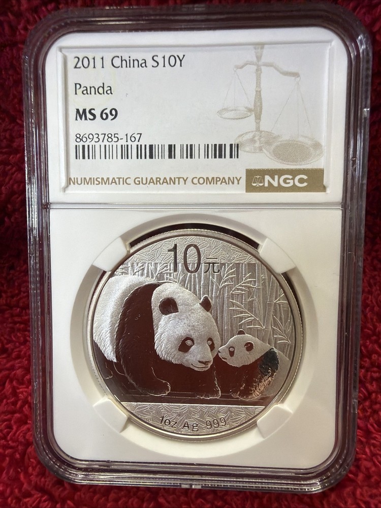 2011 Silver Panda 1 Ozt NGC MS 68 [0903]