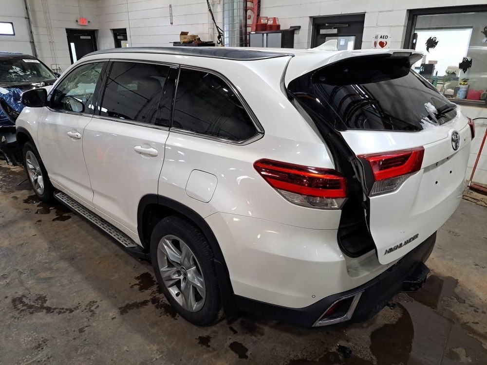 2017 Highlander Camera/Projector Sku#4395992