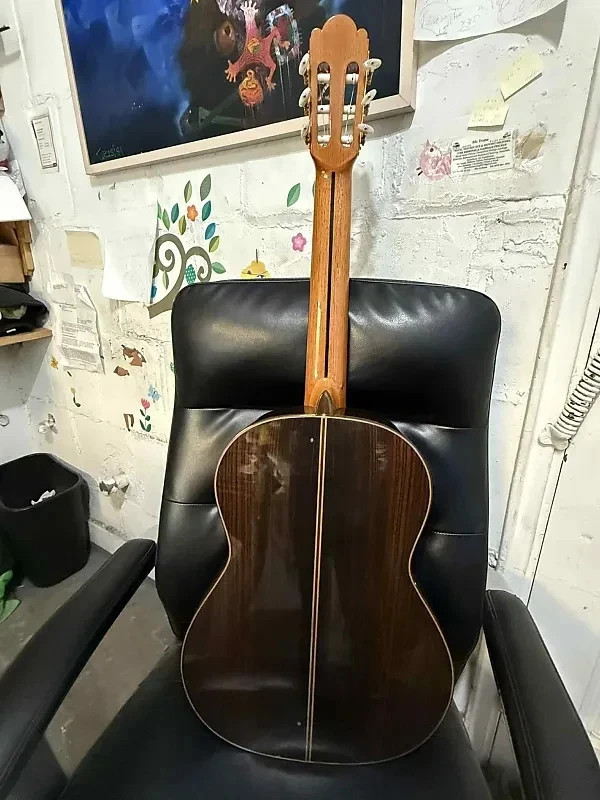 Antonio Aparicio AA100 classical guitar All solid woods cedar top