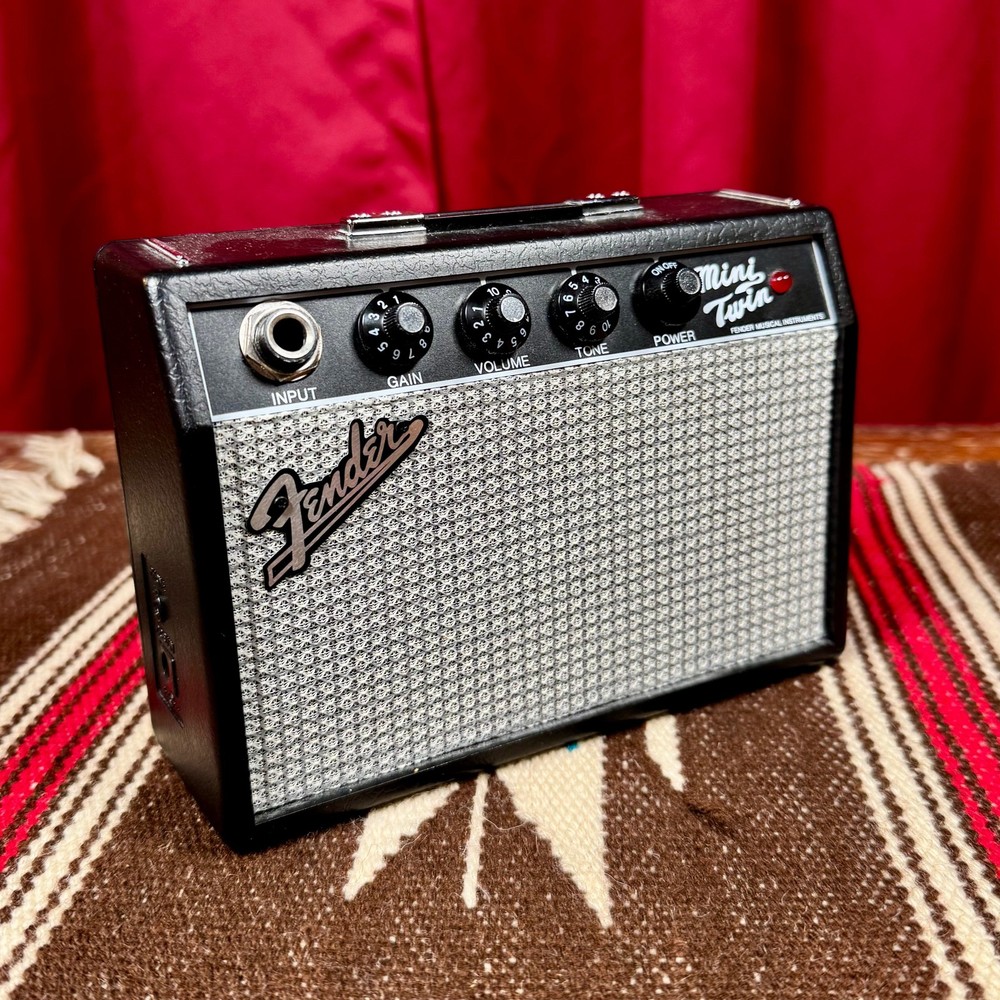 Fender Mini Twin MT-10 Compact Guitar Amplifier