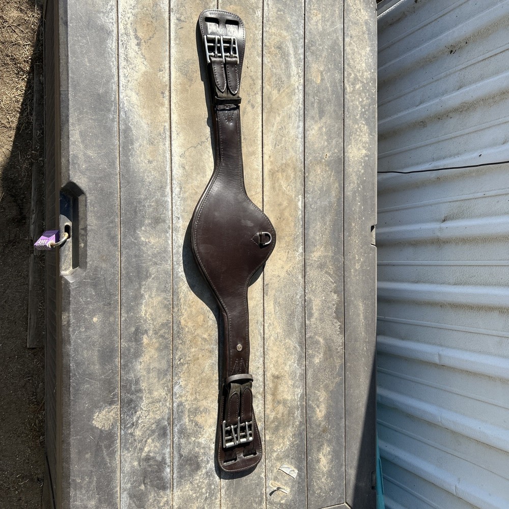 Schleese Girth Brown 32”