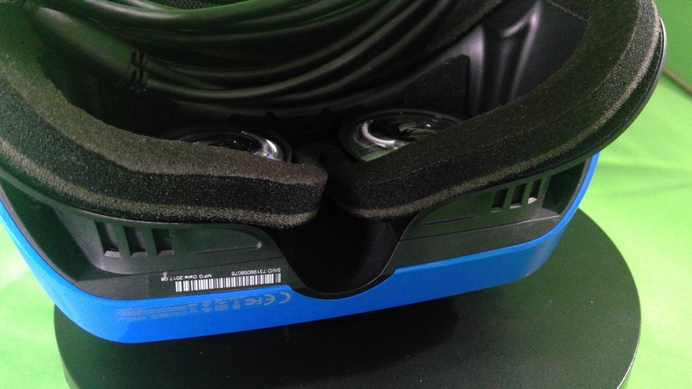 Acer Virtual Reality Windows Head-Mounted Display-H7001 Headset and Controllers.