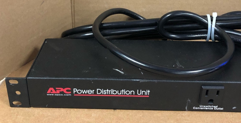 APC POWER DISTRIBUTION UNIT AP9555