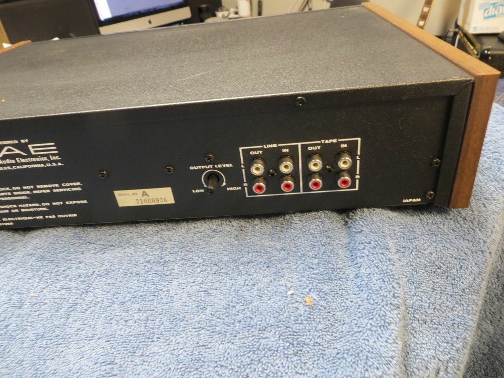 SAE TWO EQ10 3 BAND PARAMETRIC EQUALIZER WOOD PANEL SIDES