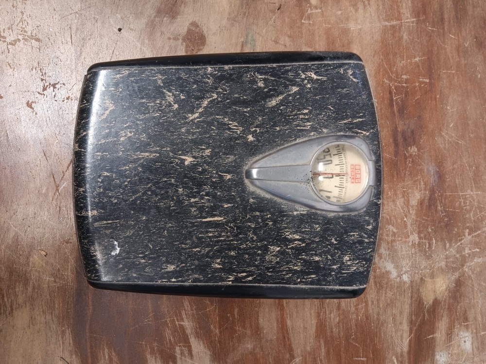 Vintage BORG Mid Century Modern Gray Metal Bathroom Scale Bubble Glass Works