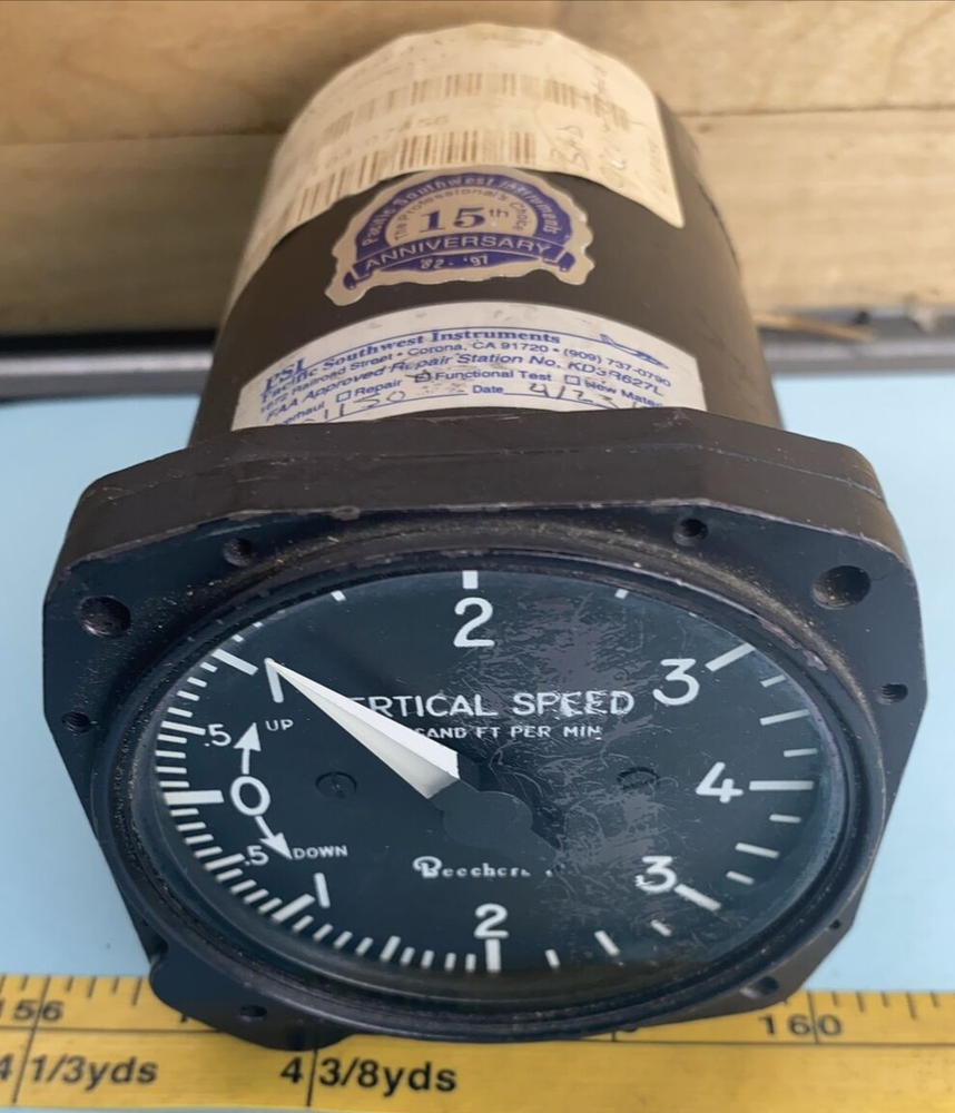 Beechcraft 101-380033-1, 400A Vertical Speed Indicator, 4000'/min