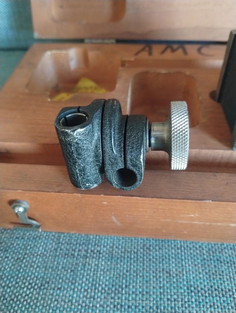 Starrett No.657 Magnetic Indicator Base