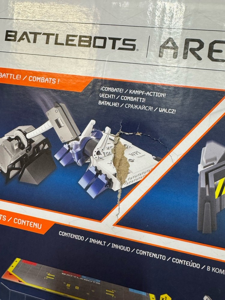Hex Bots BattleBots ARENA 4.0 + BLACKSMITH & BITE FORCE R/C Robots