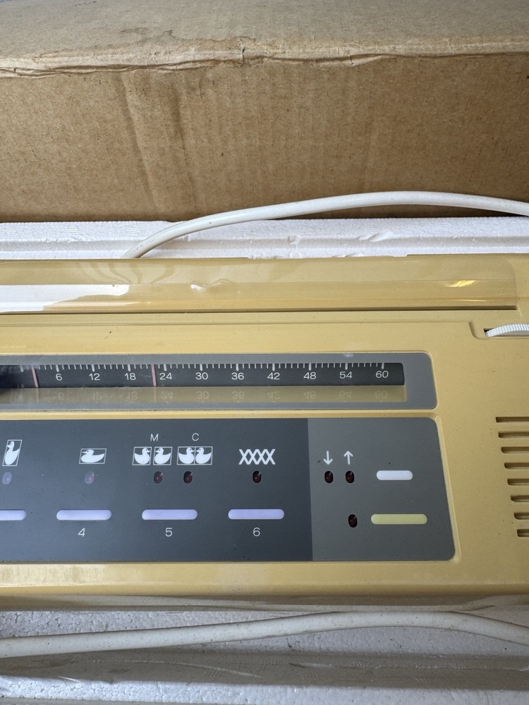 VINTAGE NOS Silver/Studio EC1 Pattern Controller Knitting Machine Made in Japan