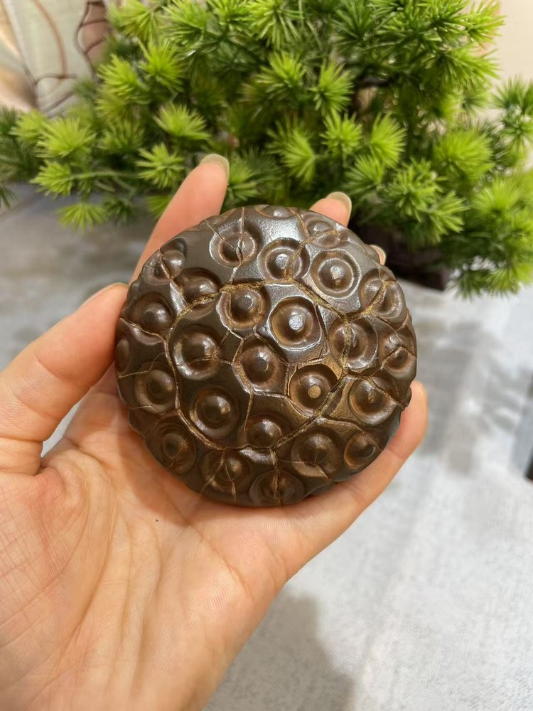 Chinese original stone turtle patterned stone  71*71*35mm