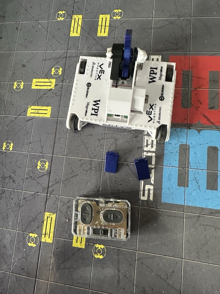 HEXBUG BattleBots Arena Bite Force & Blacksmith Arena Game Board Working Remote