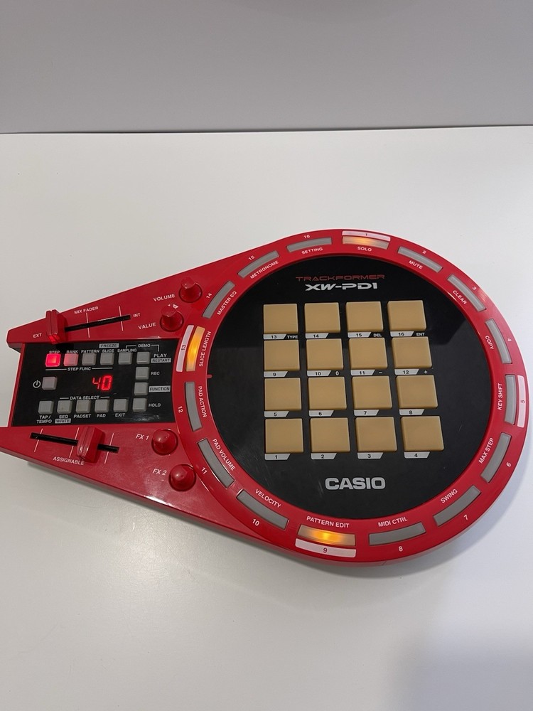 Casio XW-PD1 Sampler Sequencer DJ Controller 16 Pads