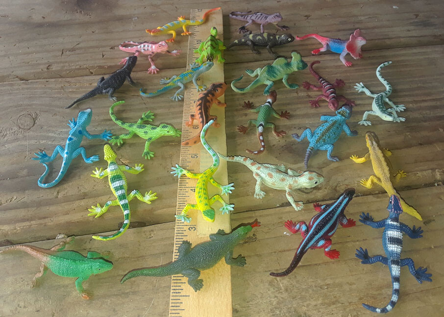 Miniature Lizards (24) - PVC