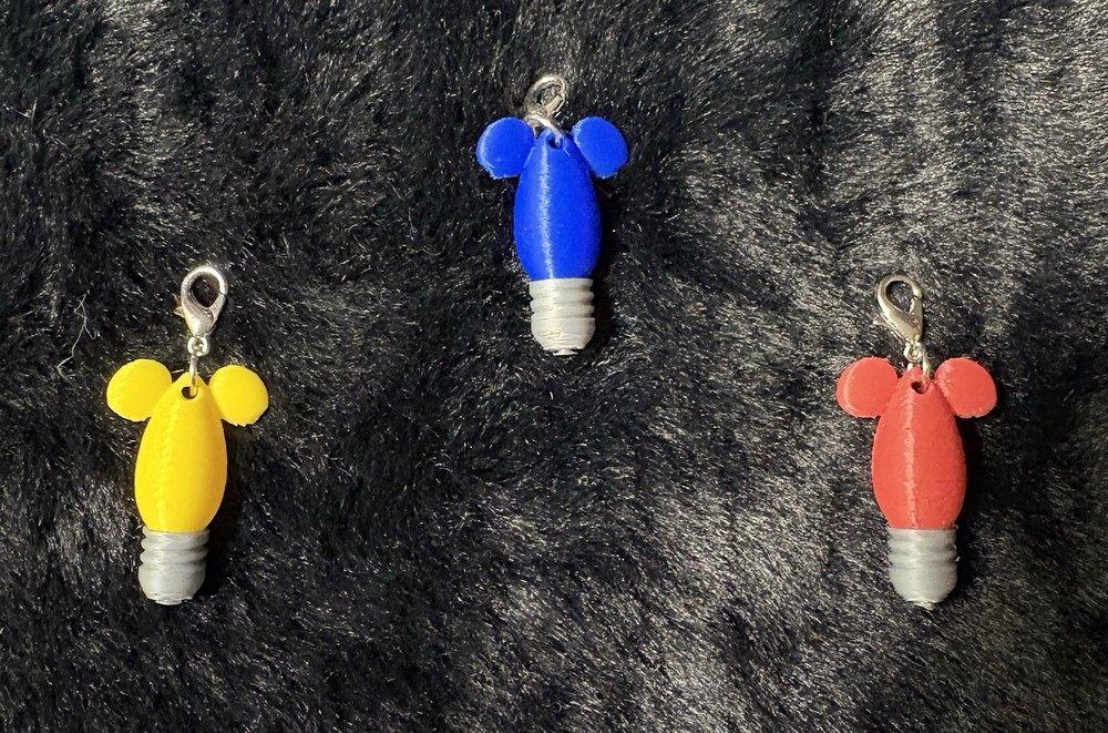 Red Mickey Christmas Bulb Zipper Pull