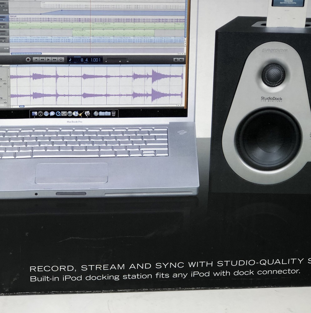 Studio Dock Active USB Monitors Samsung - Open Box