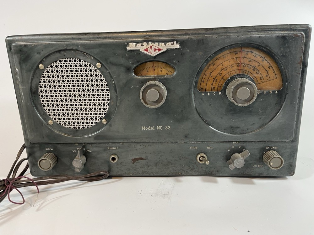 National Radio Model NC 33